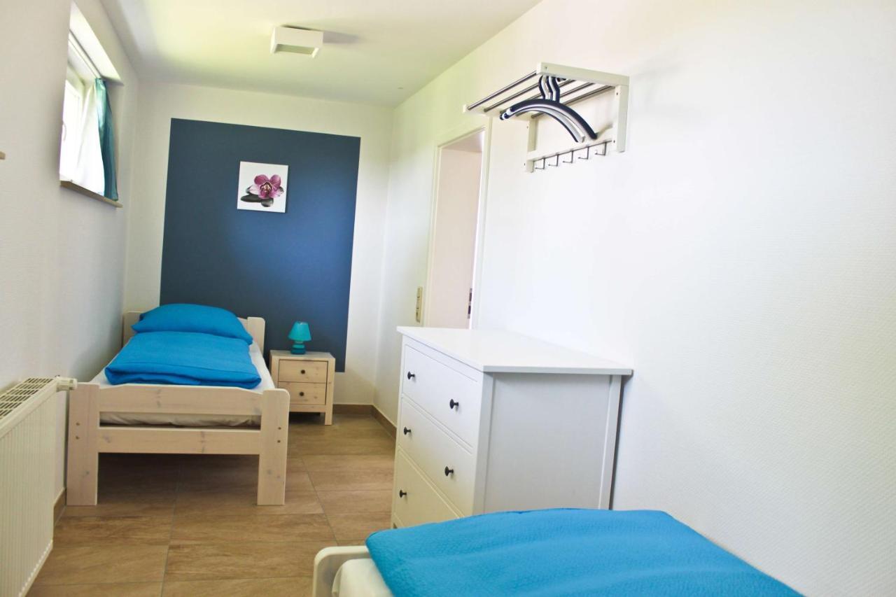 Hotel Hof Kranichstein Kluis Habitación foto